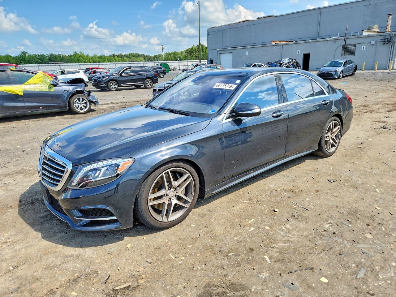 2015 Mercedes-Benz S 550, VIN WDDUG8FB4FA176241 — Фото с аукциона 1 of 4