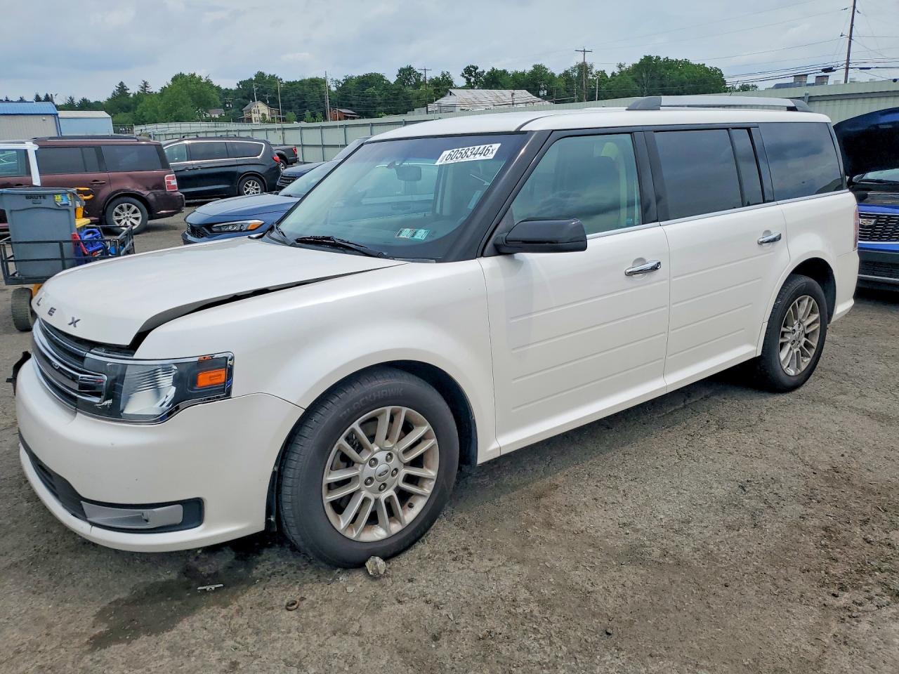 2017 Ford Flex SEL, VIN 2FMHK6C88HBA10217 — Front end