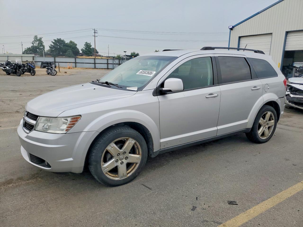 2010 Dodge Journey SXT, VIN 3D4PH5FV6AT148443 — Rear end