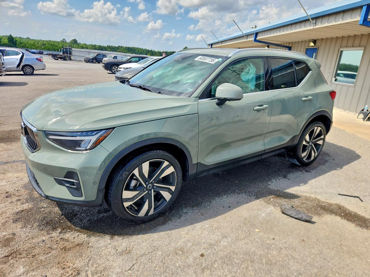 2023 Volvo XC40 Ultimate Bright Theme, VIN YV4L12UA4P2932576 — Rear end