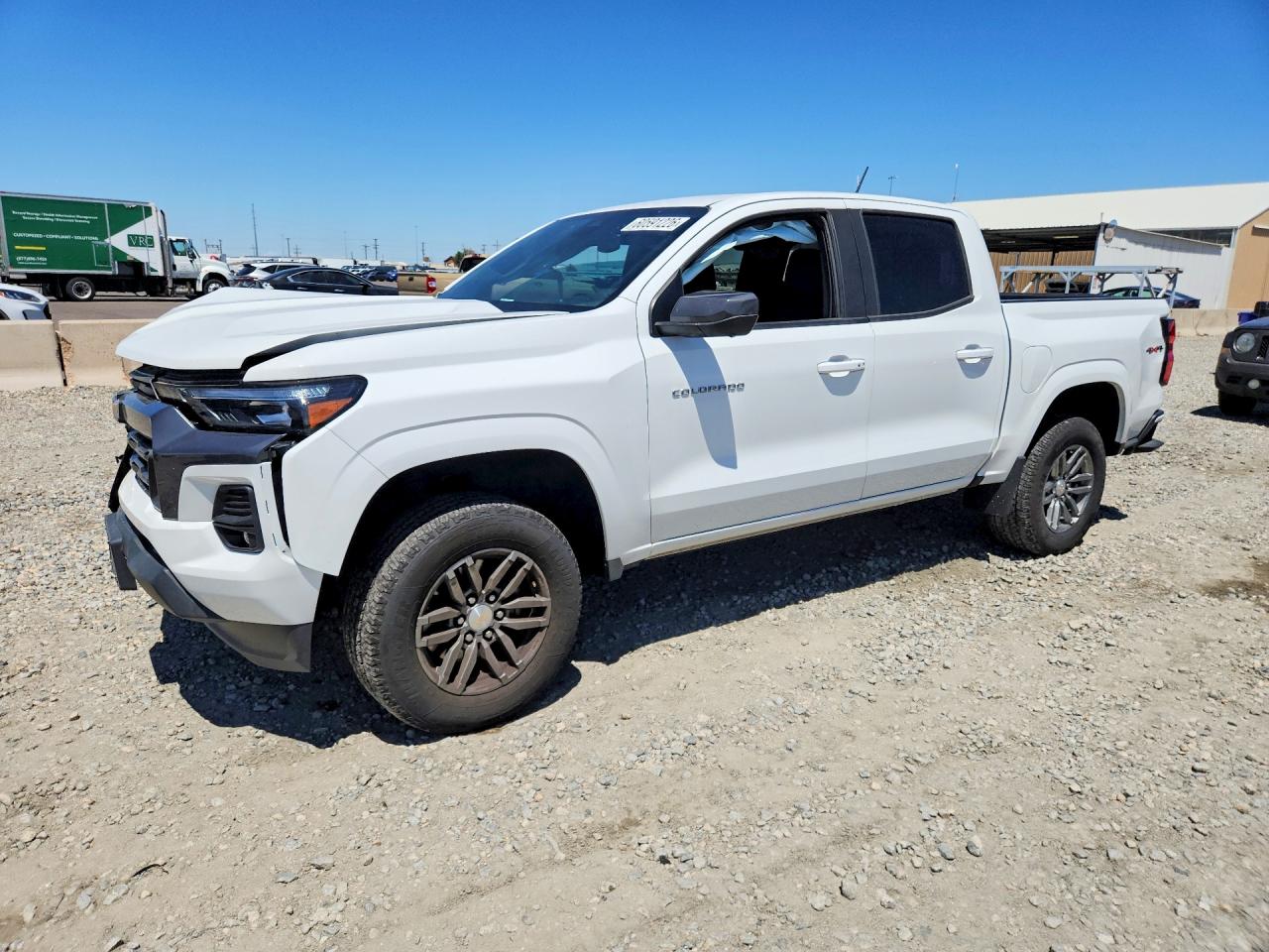 2024 Chevrolet Colorado 4WD LT, VIN 1GCPTCEK4R1151383 — Front end