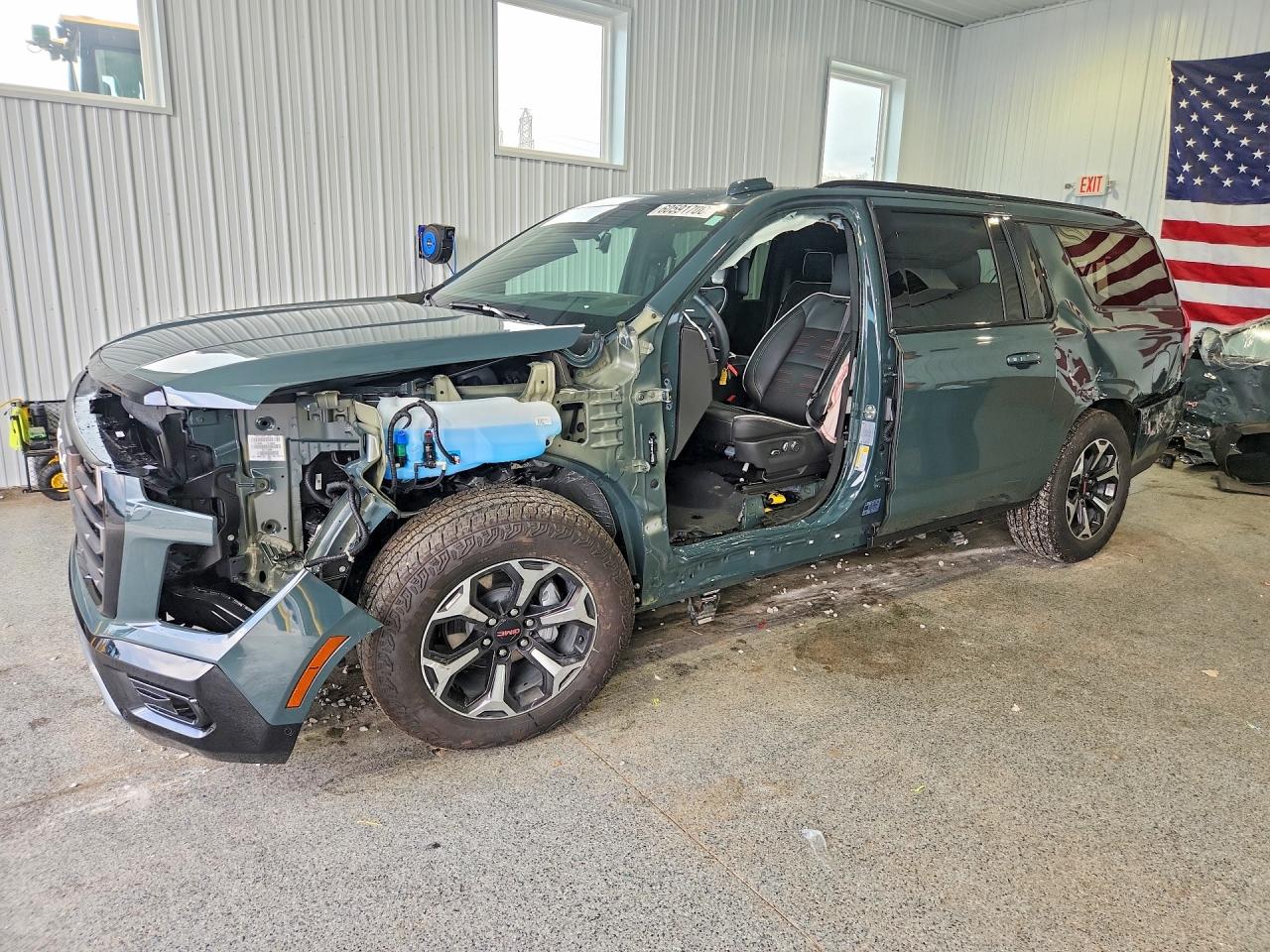 2026 GMC Yukon XL, VIN 1GKS2WKL1TR212021 — Side