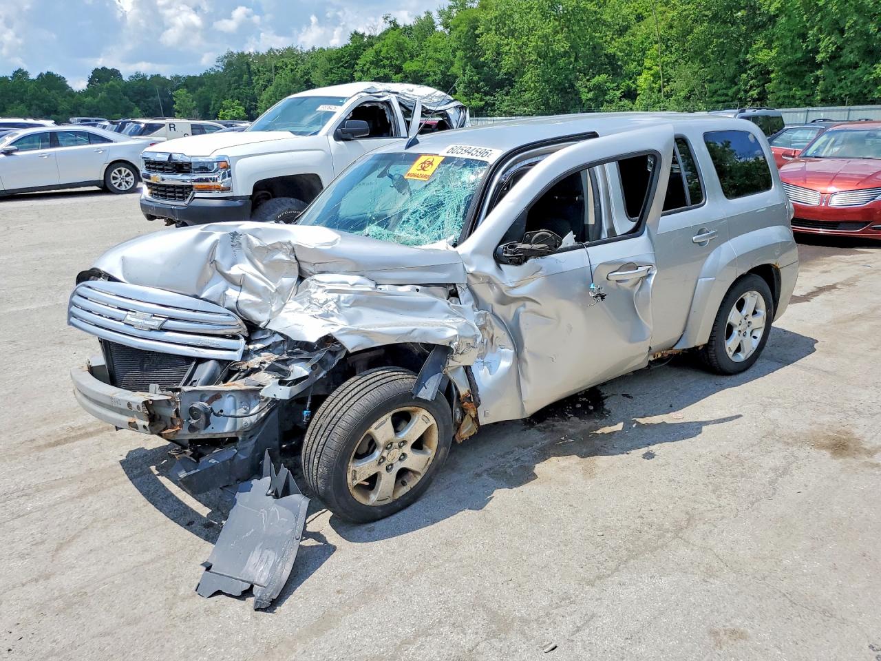 2007 Chevrolet HHR LT, VIN 3GNDA23D07S520993 — Front end