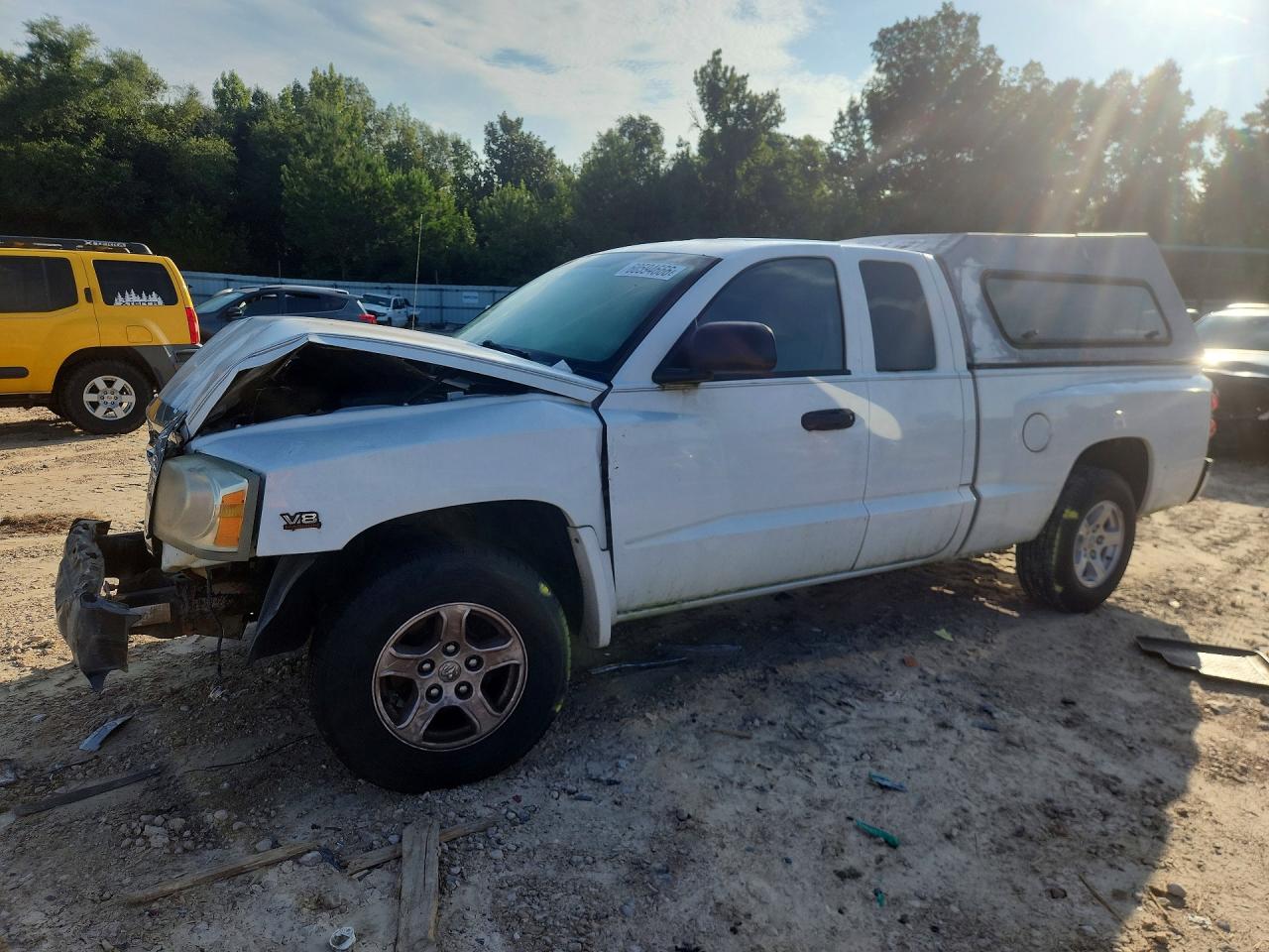 2007 Dodge Dakota, VIN 1D3HE42P87S184731 — Front end