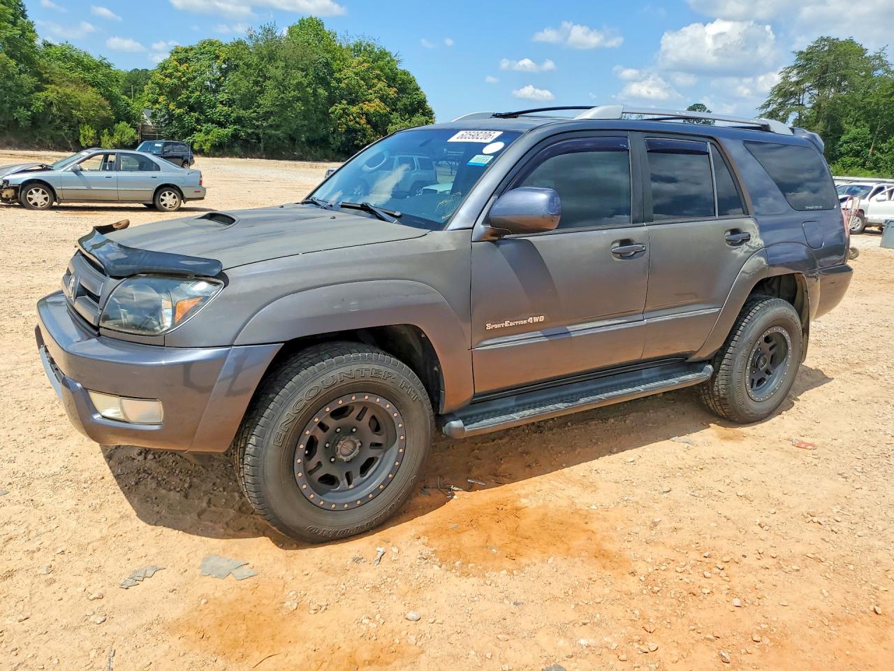 2005 Toyota 4Runner SR5, VIN JTEBU14R750064292 — Повреждение рамы