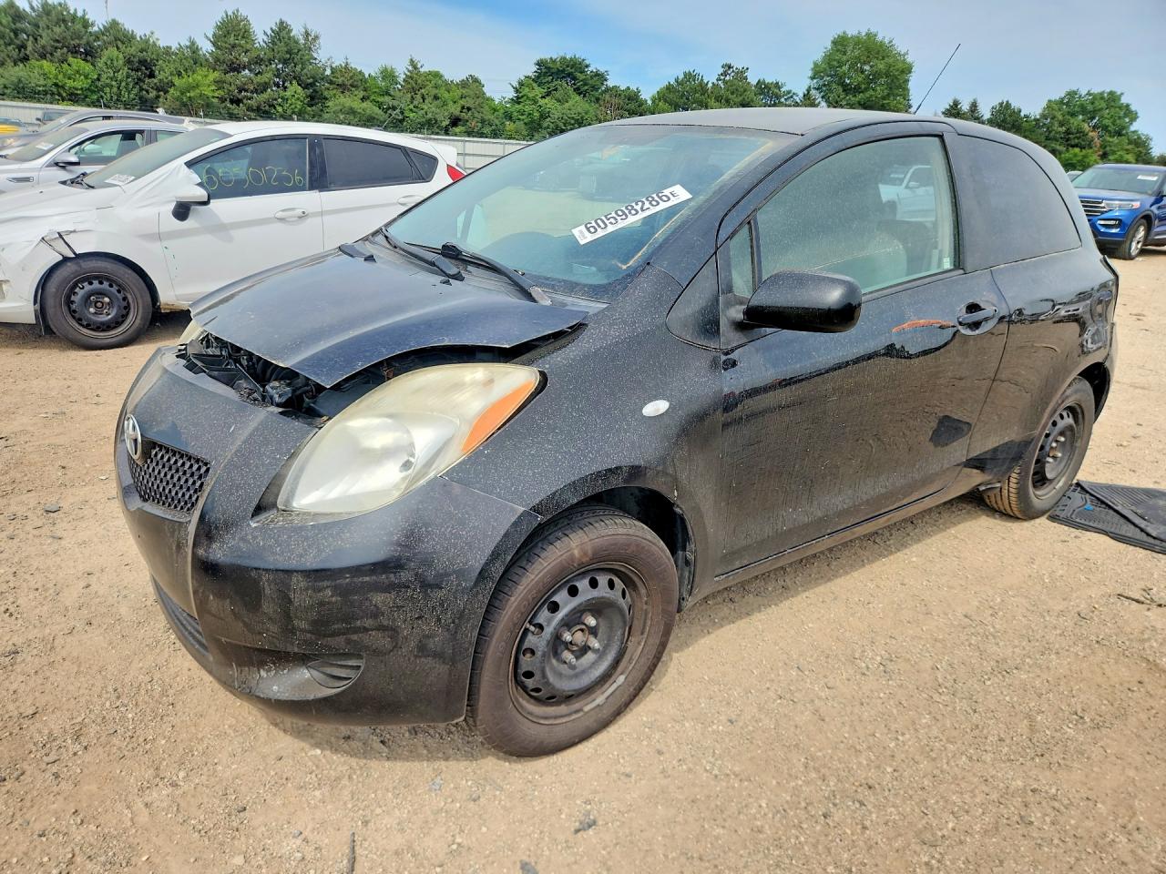 2008 Toyota Yaris, VIN JTDJT923085185303 — Front end