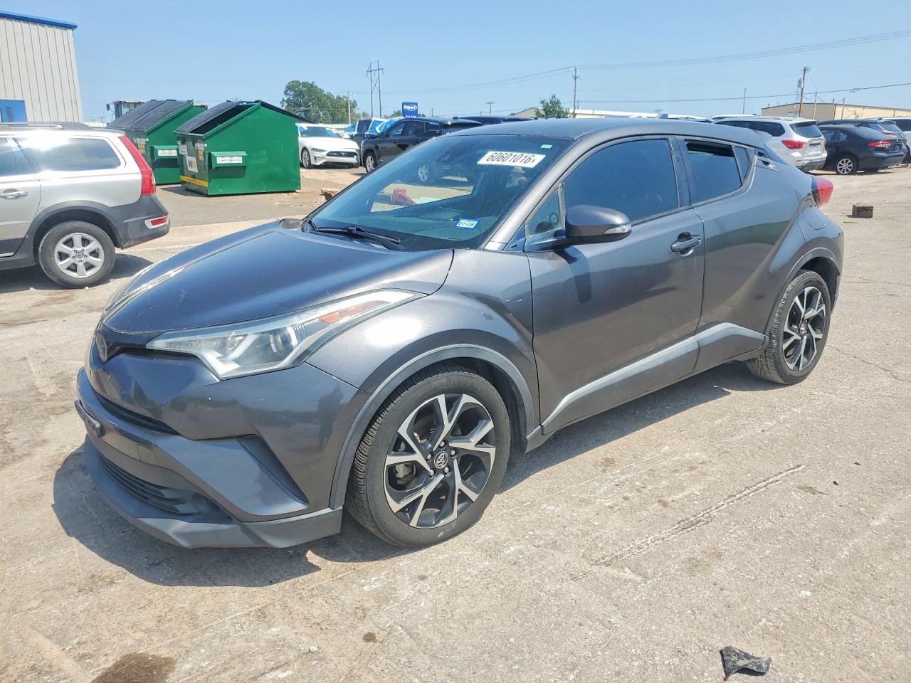 2018 Toyota C-HR XLE Premium, VIN NMTKHMBXXJR011913 — Front end
