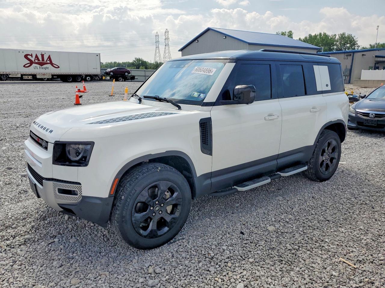 2020 Land Rover Defender SE, VIN SALEPEEU6L2019051 — Minor dents and scratches