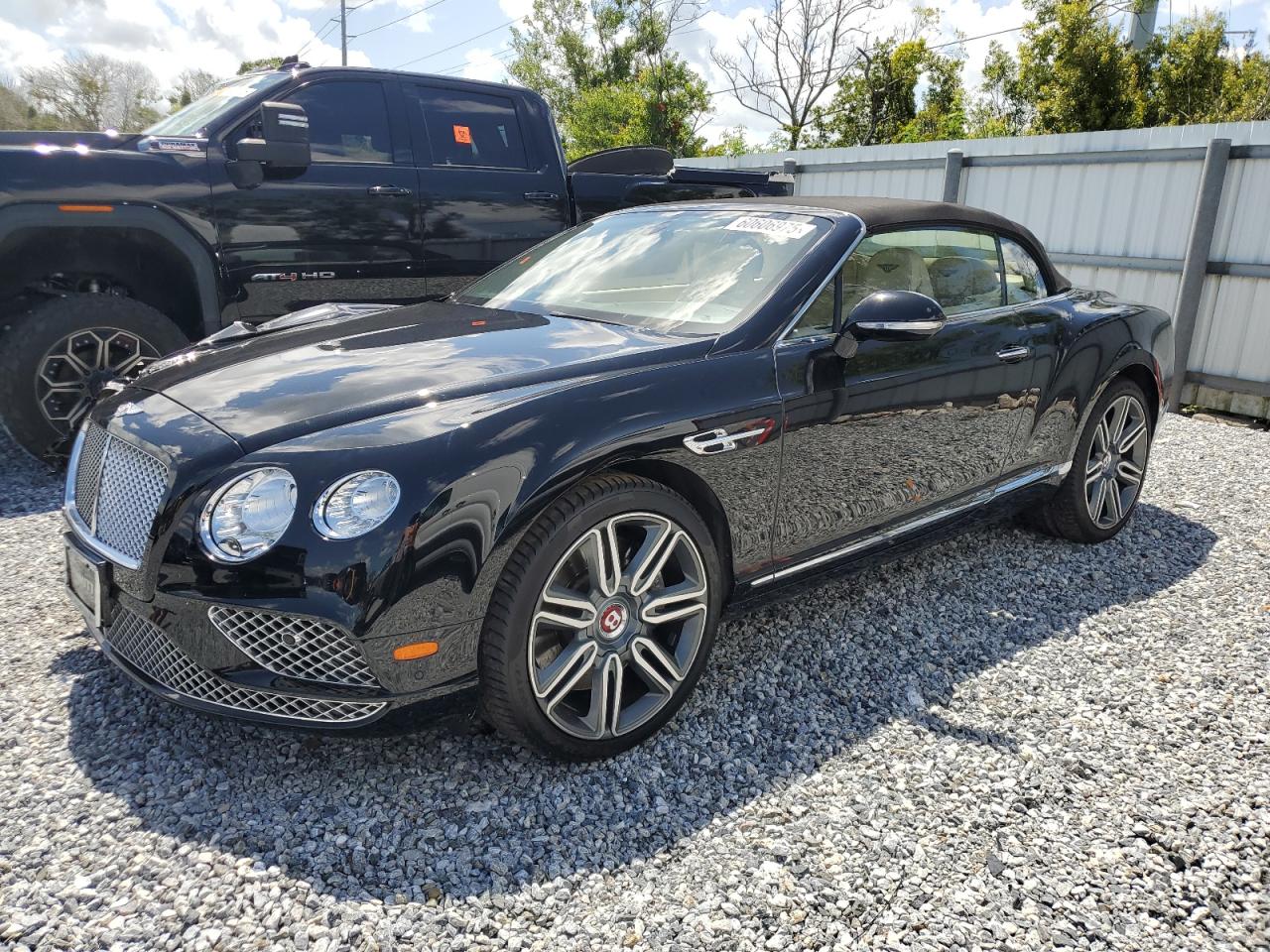 2017 Bentley Continental GT V8, VIN SCBGT3ZA4HC059536 — Front end