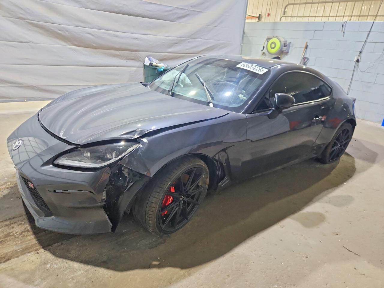 2024 Toyota 86 Premium, VIN JF1ZNBE17R9761158 — Front end