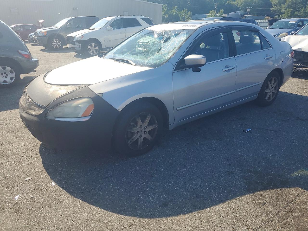 2004 Honda Accord EX, VIN 1HGCM66514A063780 — Roof