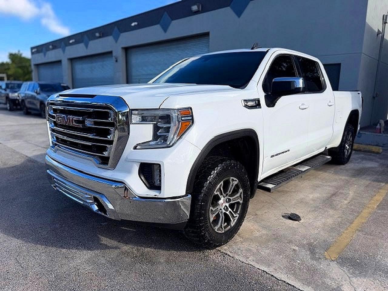 2021 GMC Sierra 1500 SLE, VIN 1GTU9BET4MZ191297 — Water / flood