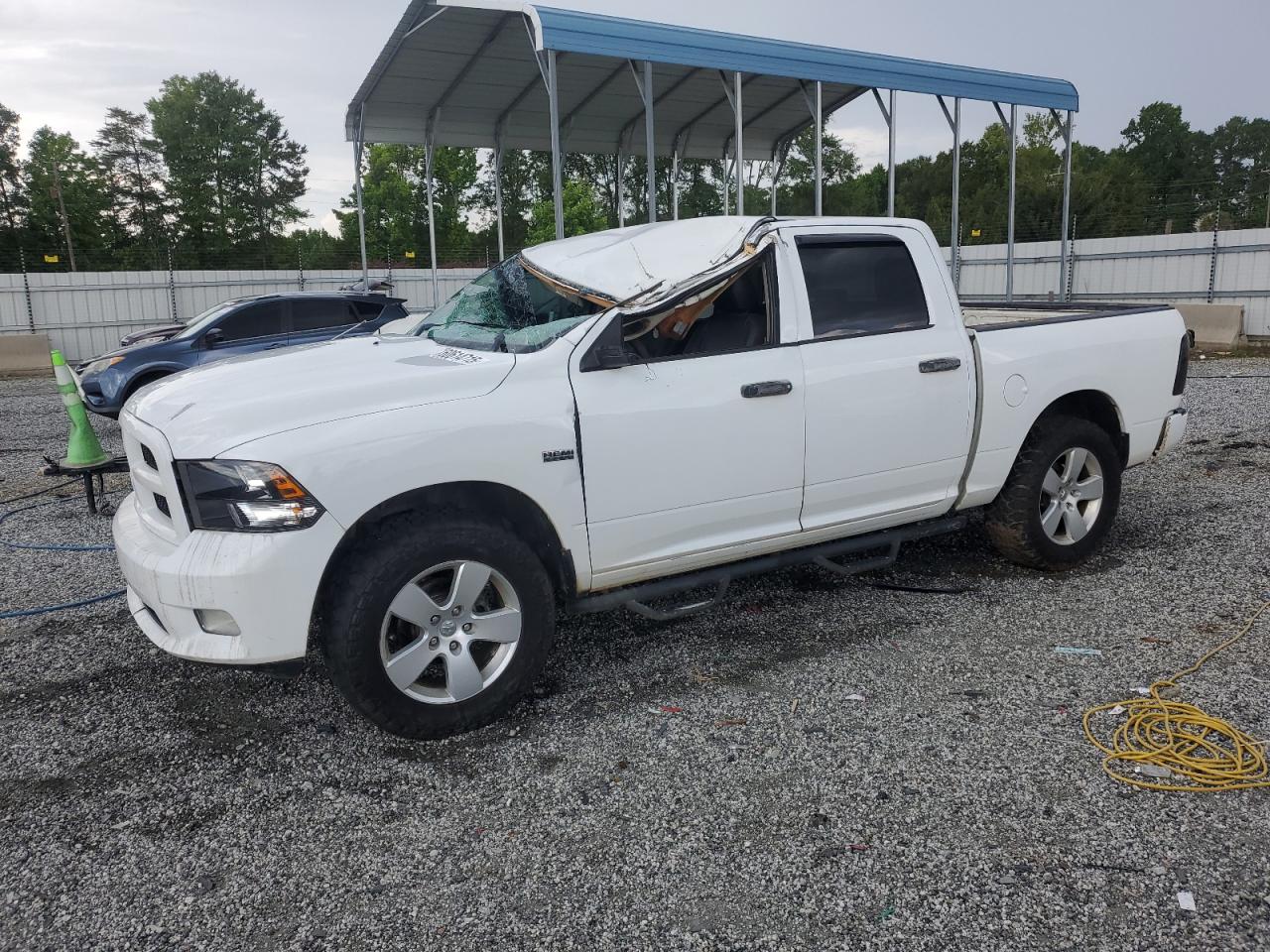 2012 Ram 1500 Express, VIN 1C6RD6KT5CS158789 — Roof