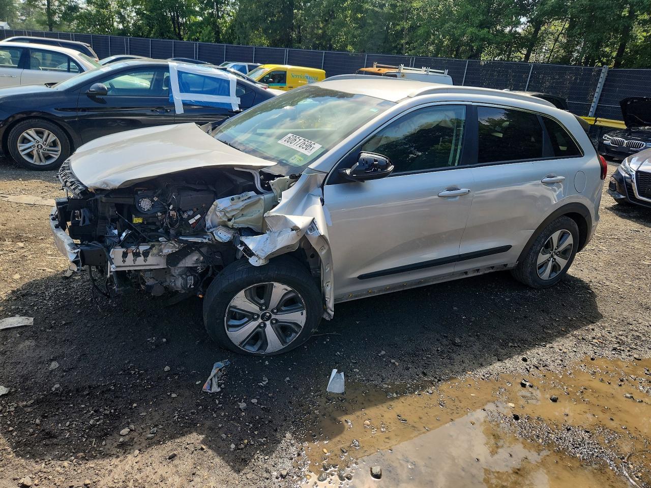 2020 Kia Niro LX, VIN KNDCB3LC1L5426978 — Front end