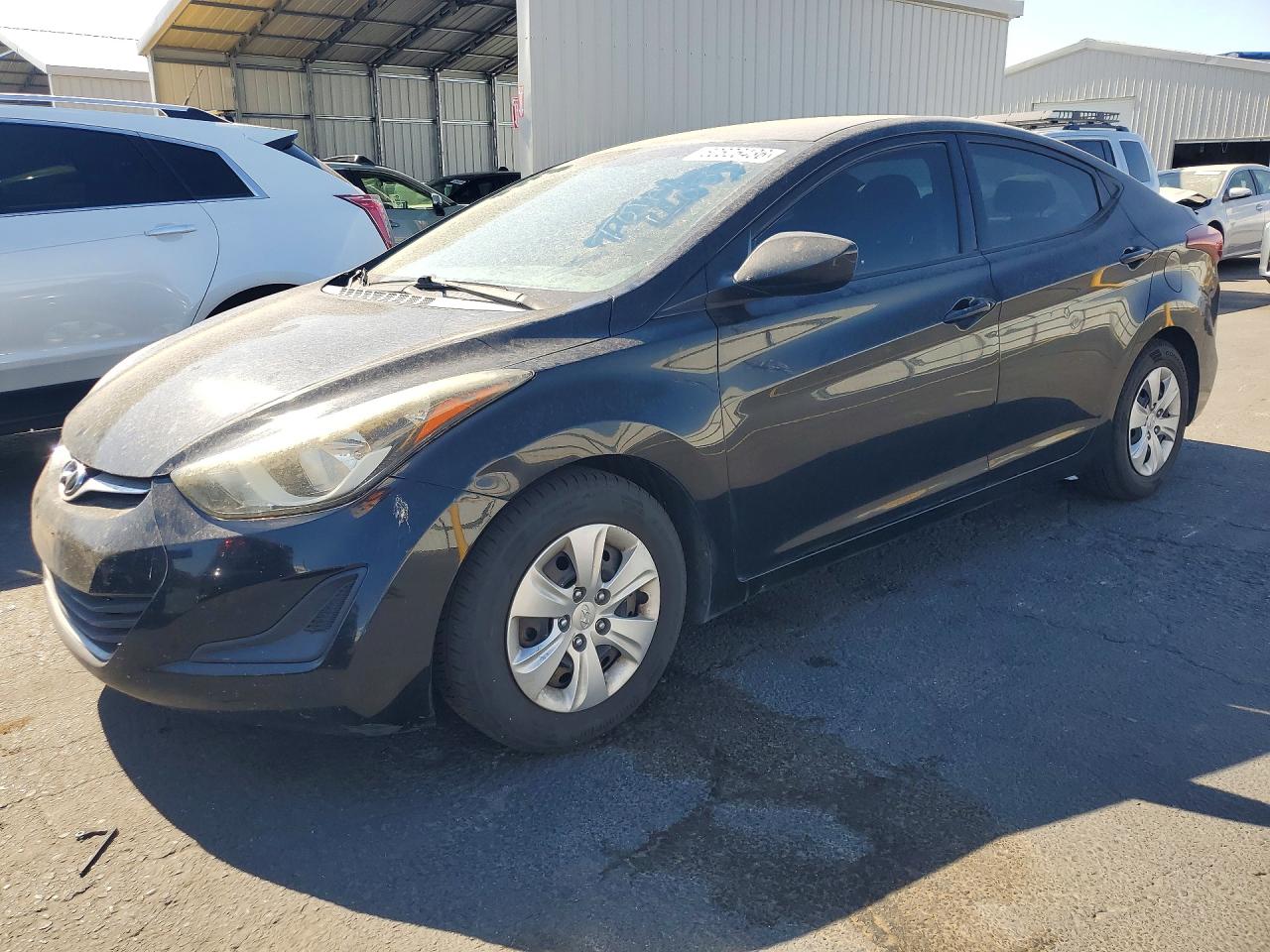 2016 Hyundai Elantra SE, VIN 5NPDH4AE4GH779881 — Side