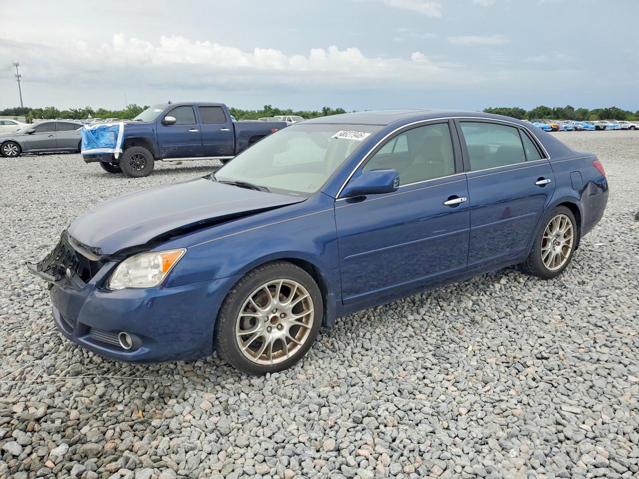 2008 Toyota Avalon Limited, VIN 4T1BK36B58U282066 — Перед