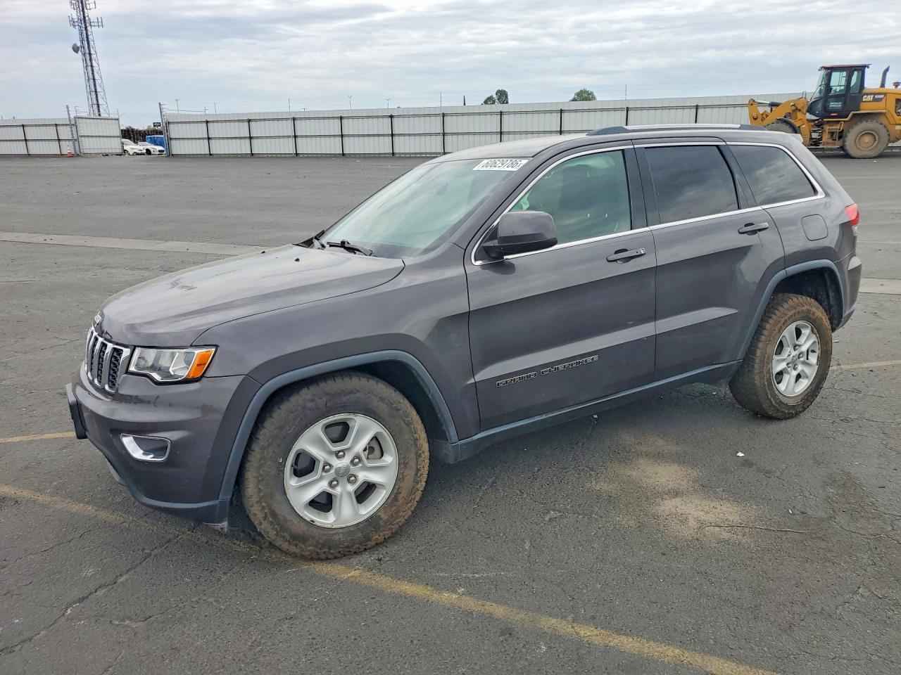 2017 Jeep Grand Cherokee Laredo, VIN 1C4RJFAG8HC772677 — Undercarriage