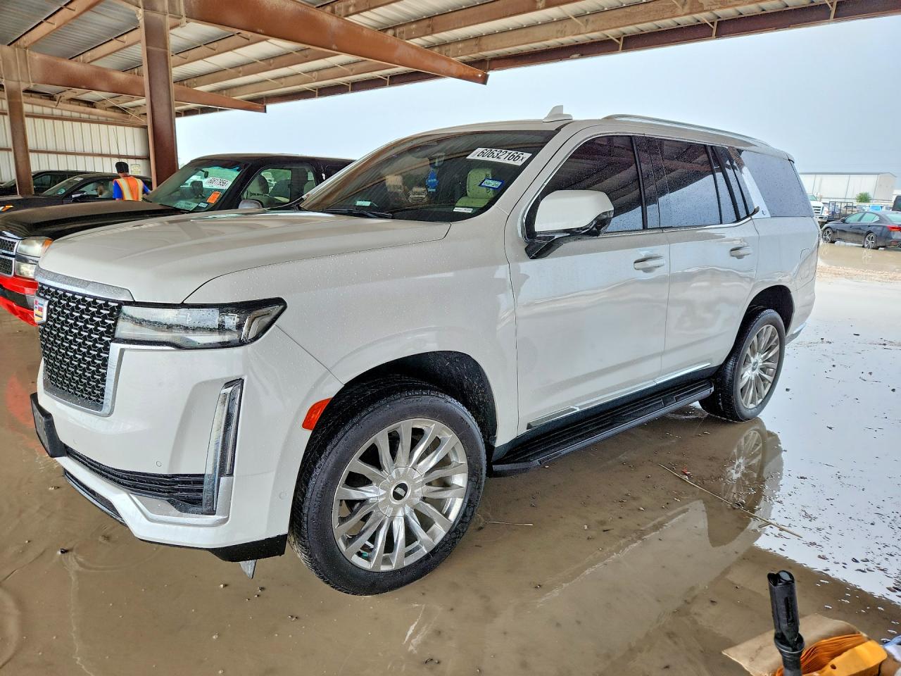 2021 Cadillac Escalade Premium Luxury, VIN 1GYS3BKL6MR231872 — Minor dents and scratches