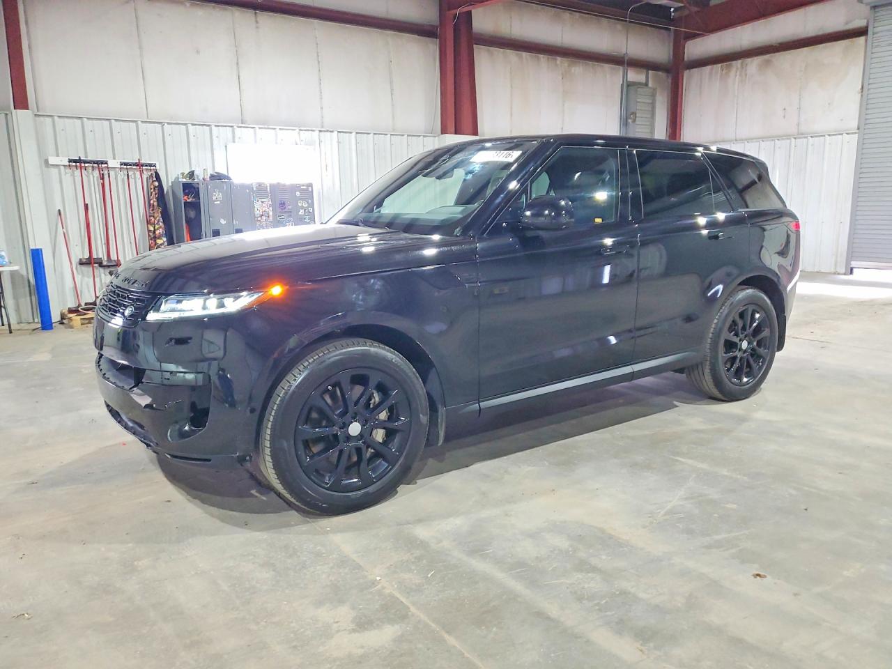 2025 Land Rover Range Rover Sport SE, VIN SAL1P9EU9SA441325 — Front end
