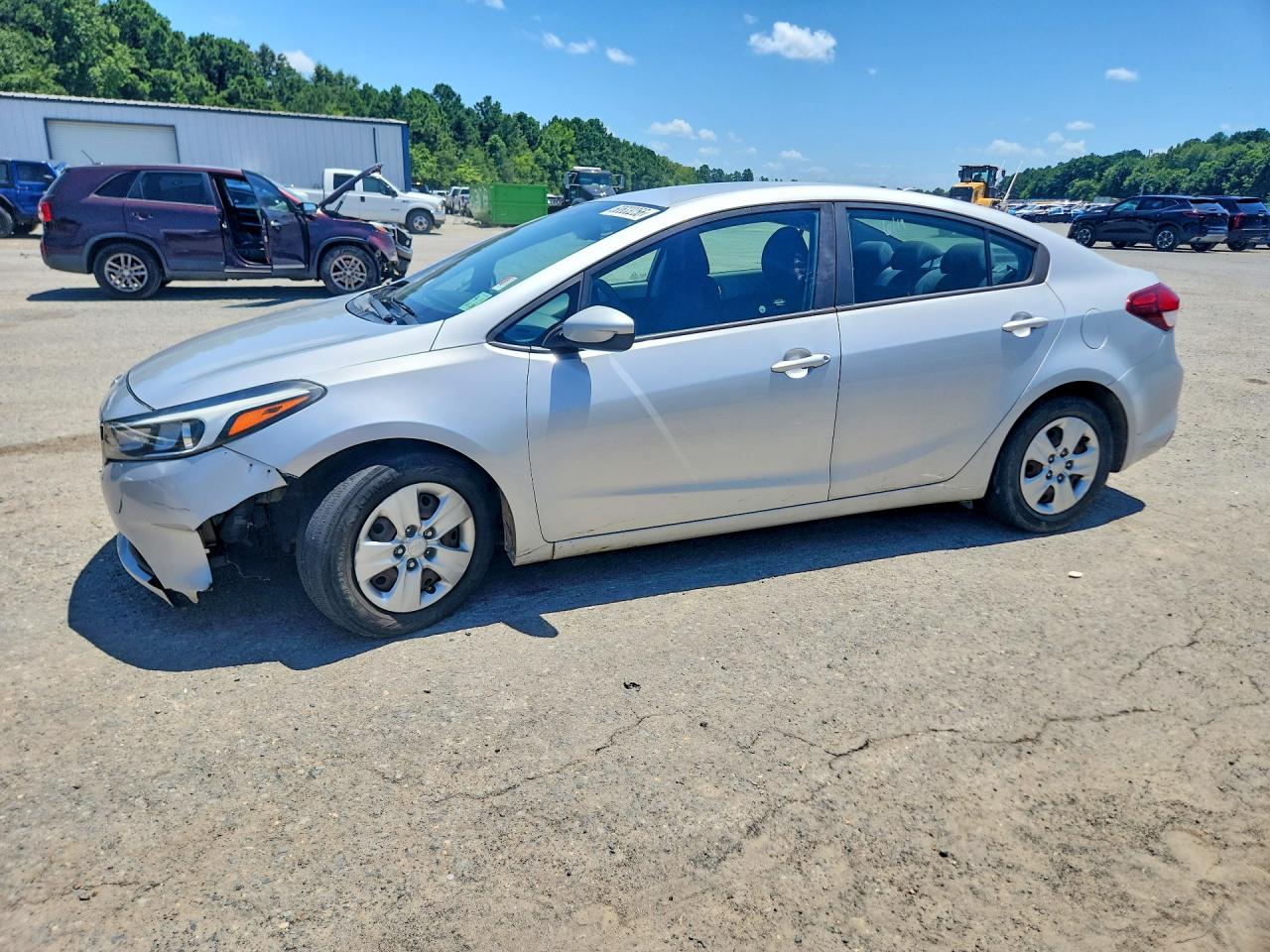 2017 Kia Forte S, VIN 3KPFL4A73HE125260 — Front end