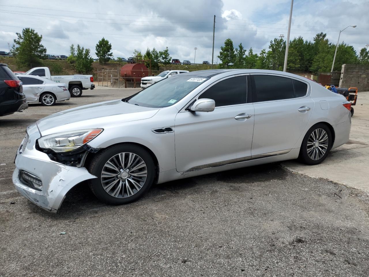 2017 Kia K900 Luxury, VIN KNALU4D32H6034489 — Front end
