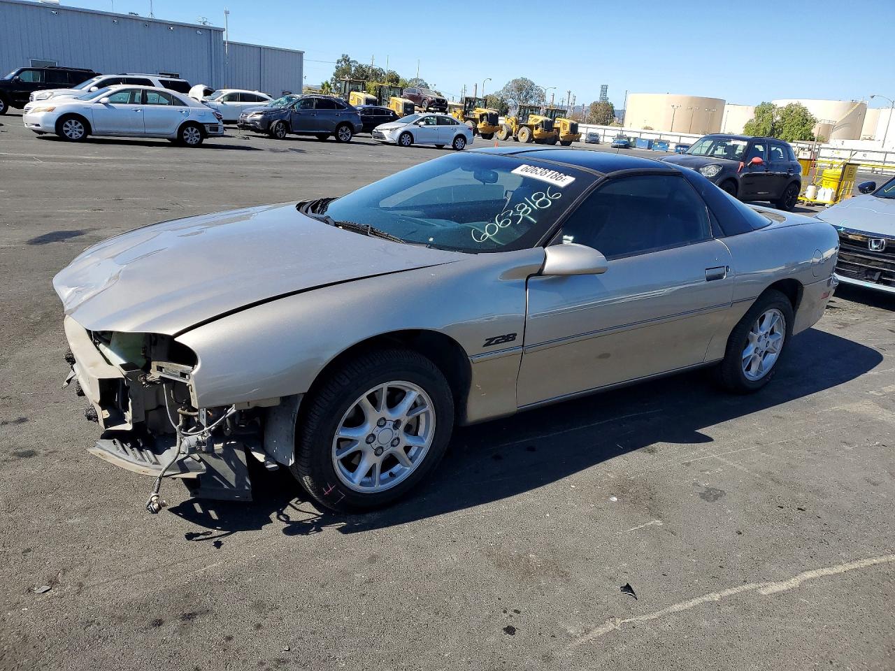 2001 Chevrolet Camaro Z28, VIN 2G1FP22G312102252 — Front end