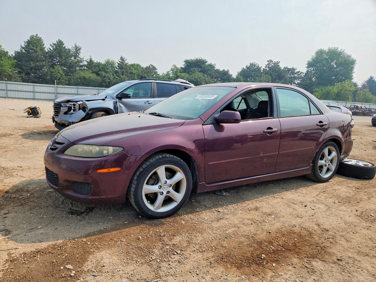 2008 Mazda 6 i Sport VE, VIN 1YVHP80C085M38727 — Бок