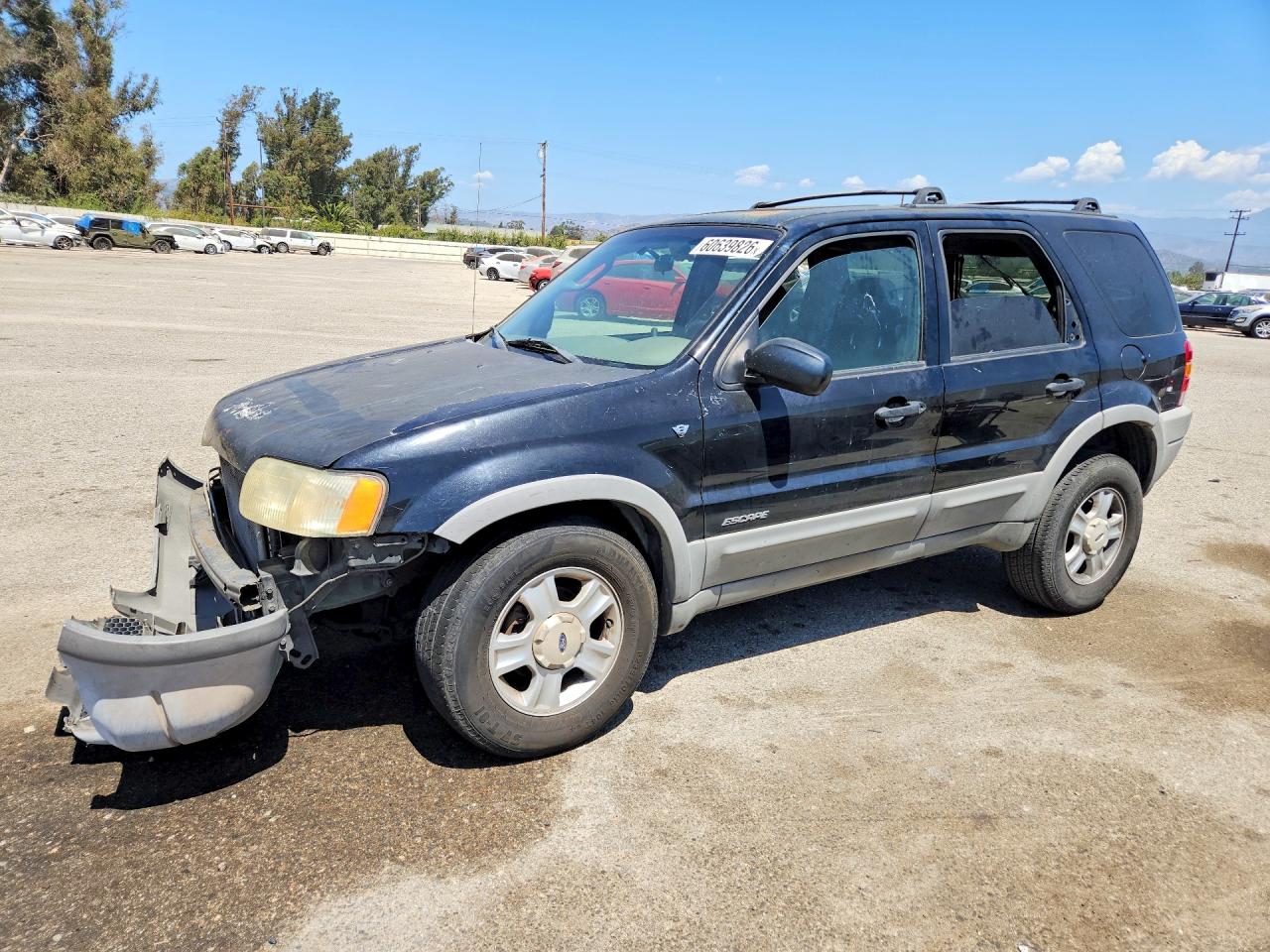 2001 Ford Escape XLT, VIN 1FMCU04181KB93231 — Перед