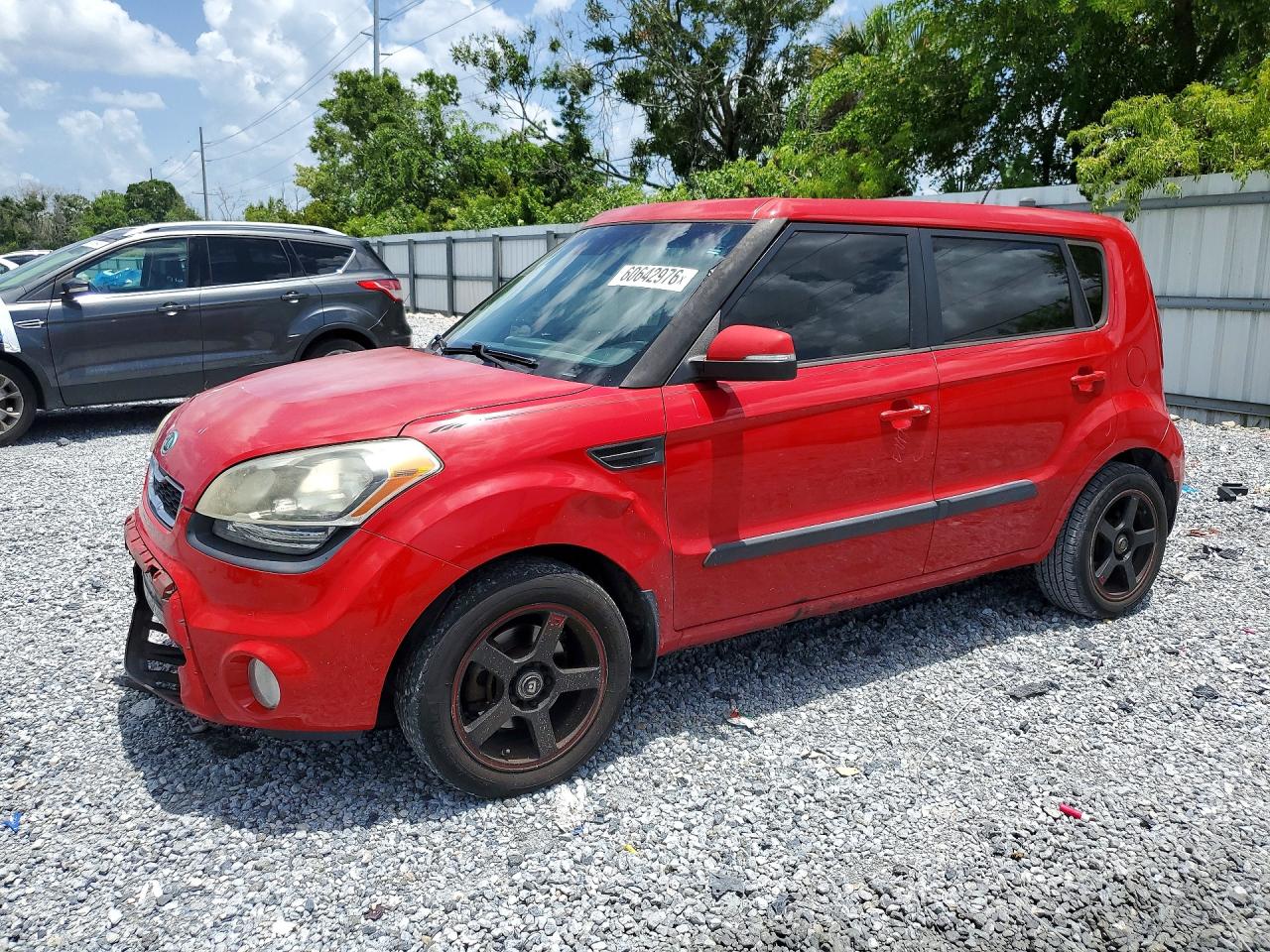 2012 Kia Soul +, VIN KNDJT2A63C7365567 — Front end