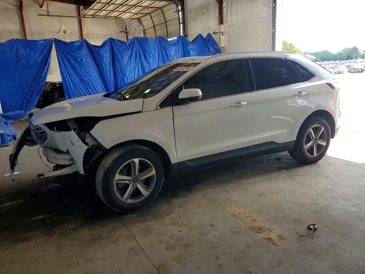 2019 Ford Edge SEL, VIN 2FMPK3J90KBC45692 — Front end