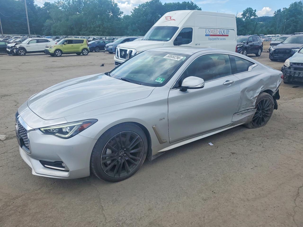 2018 Infiniti Q60 Luxe, VIN JN1EV7EL6JM392353 — Rear end