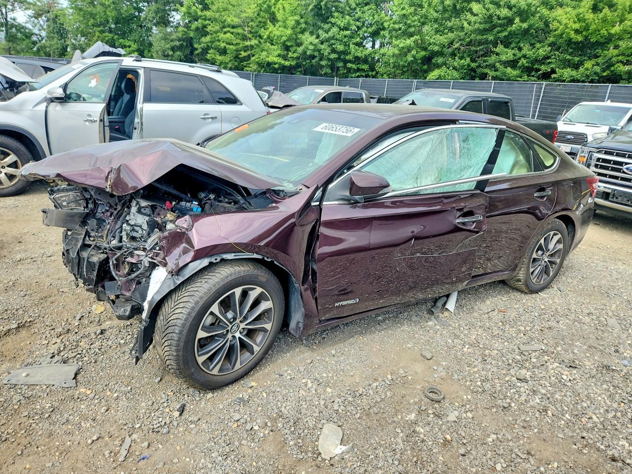 2018 Toyota Avalon Hybrid XLE Premium, VIN 4T1BD1EB7JU062384 — Front end
