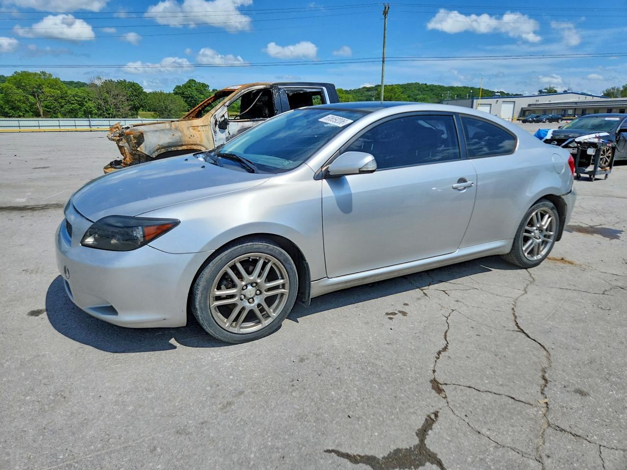 2006 Scion tC, VIN JTKDE177460067360 — Бок