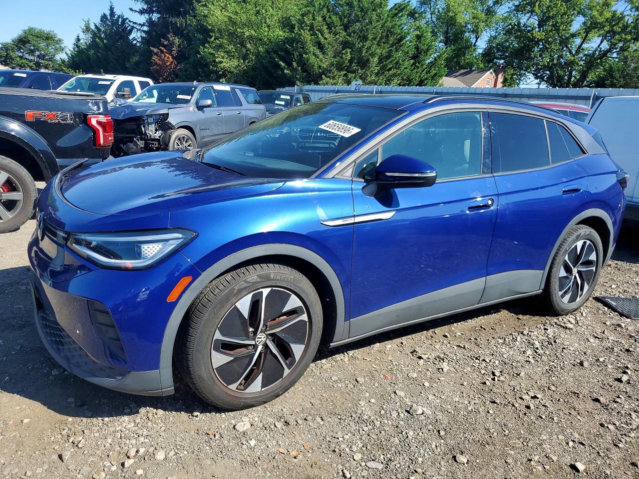 2021 Volkswagen ID.4 Pro S, VIN WVGTMPE26MP056182 — Front end