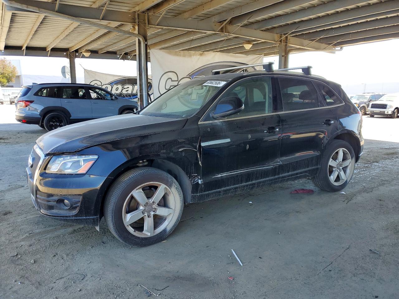 2012 Audi Q5 Premium Plus, VIN WA1LFAFPXCA002109 — Side