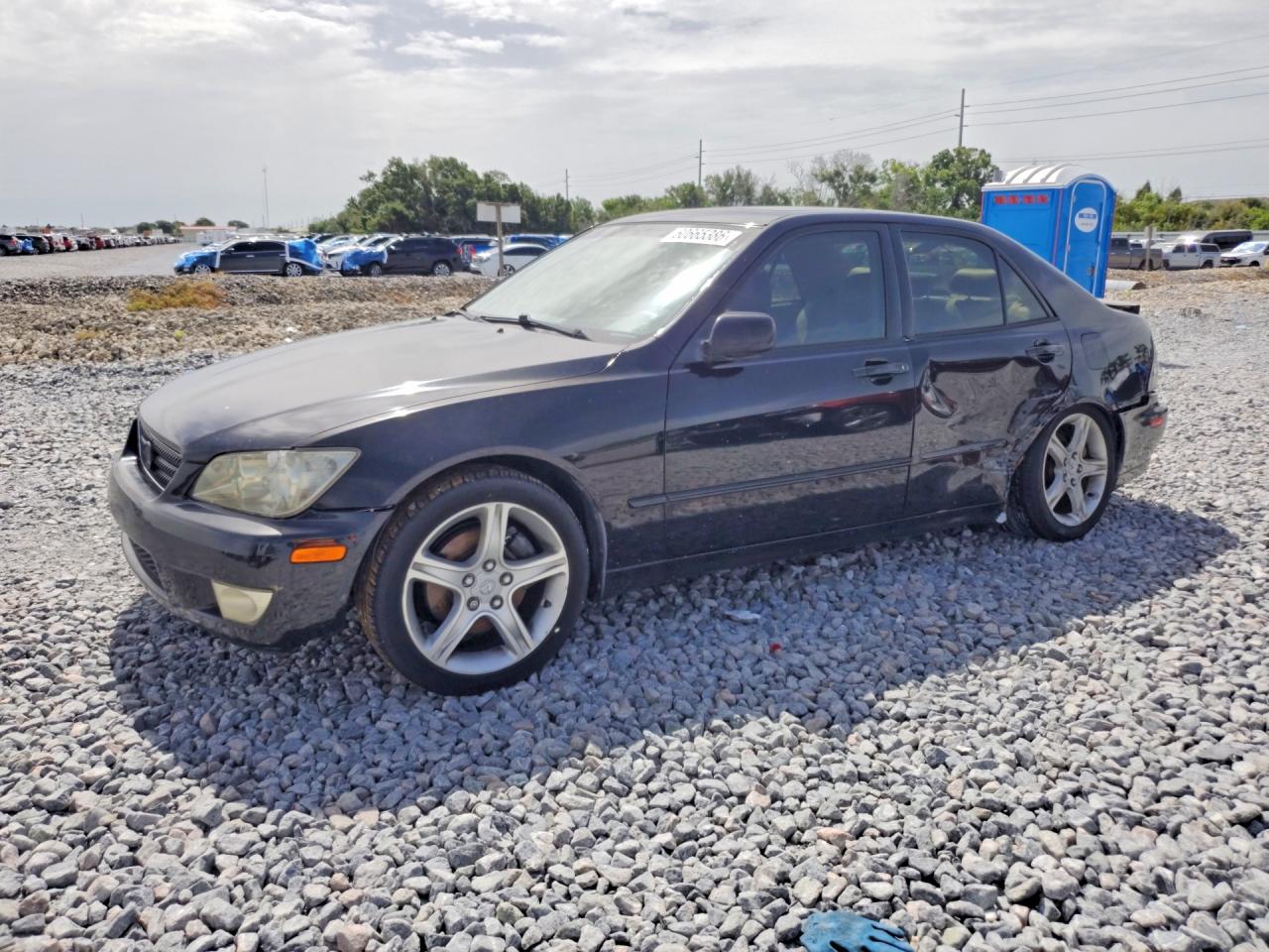 2002 Lexus IS 300/350, VIN JTHBD192820049861 — Rear end