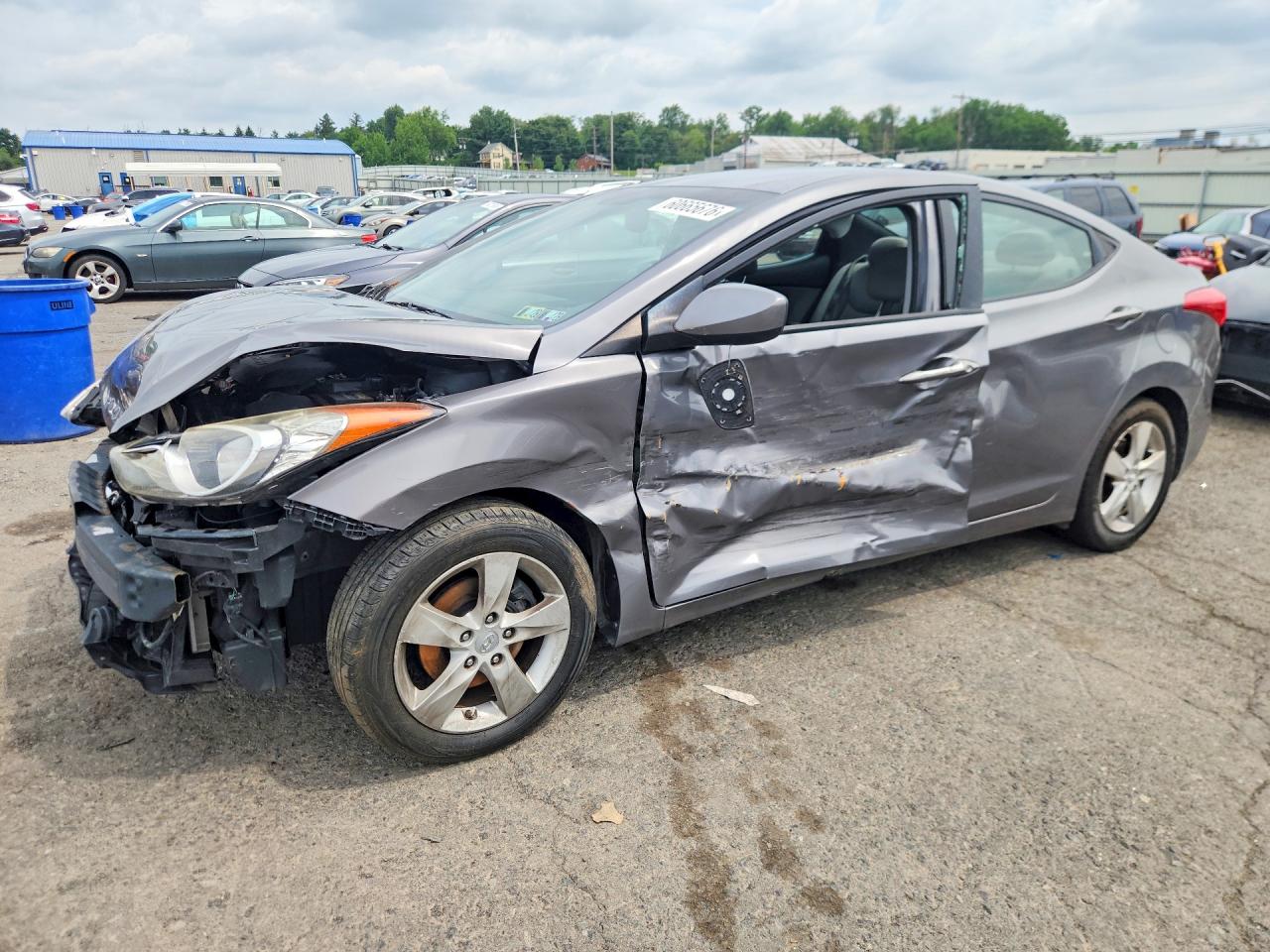 2012 Hyundai Elantra GLS, VIN 5NPDH4AE5CH093357 — Front end