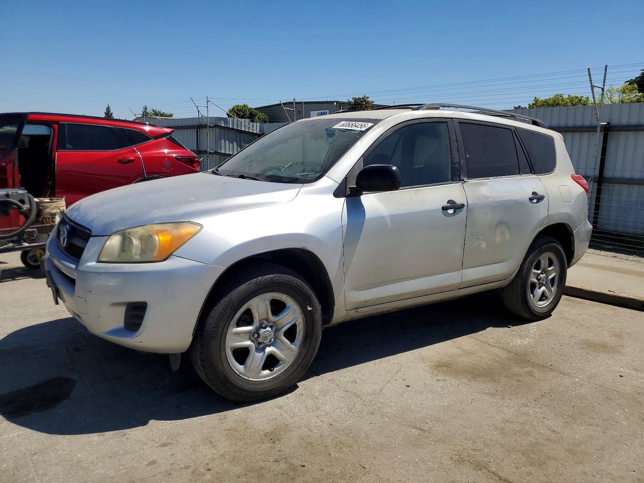 2009 Toyota RAV4, VIN JTMZF35V995009825 — Minor dents and scratches