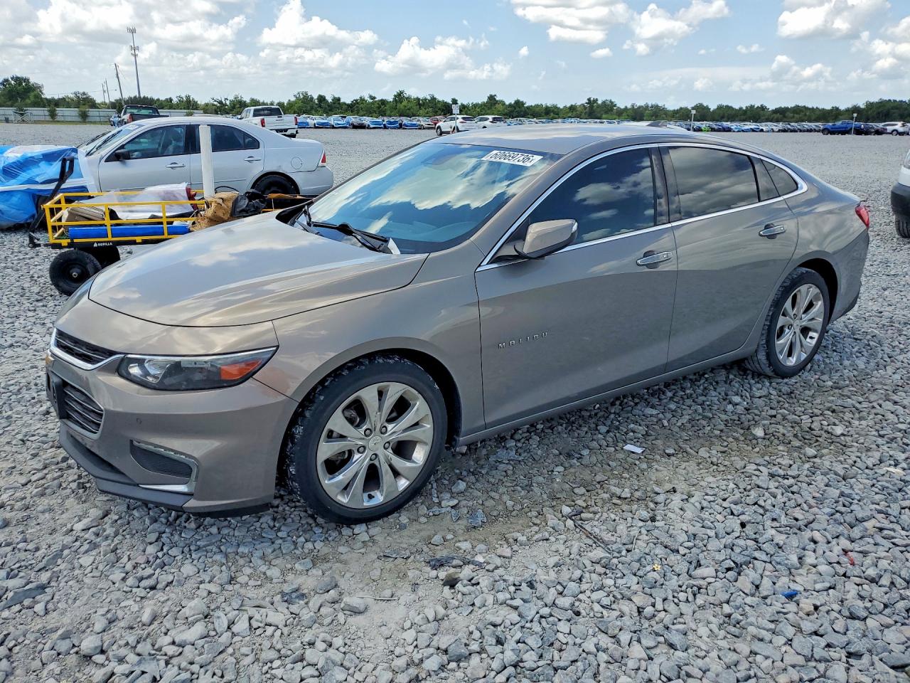 2017 Chevrolet Malibu Premier, VIN 1G1ZH5SX9HF185934 — Вода / потоп