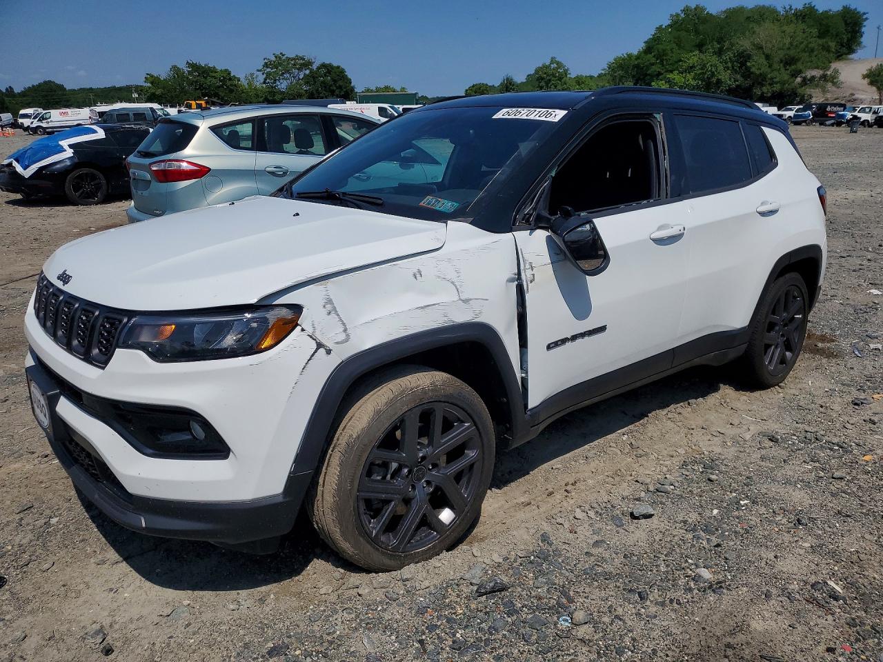2026 Jeep Compass Limited Altitude, VIN 3C4NJDCN9TT152660 — Зад