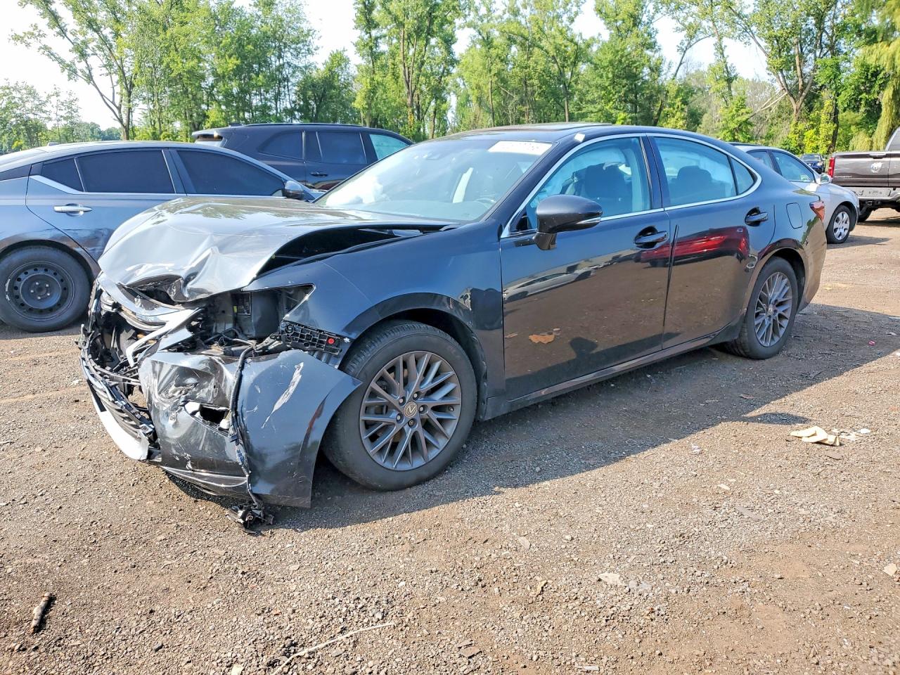 2018 Lexus ES 350, VIN 58ABK1GG7JU113373 — Front end