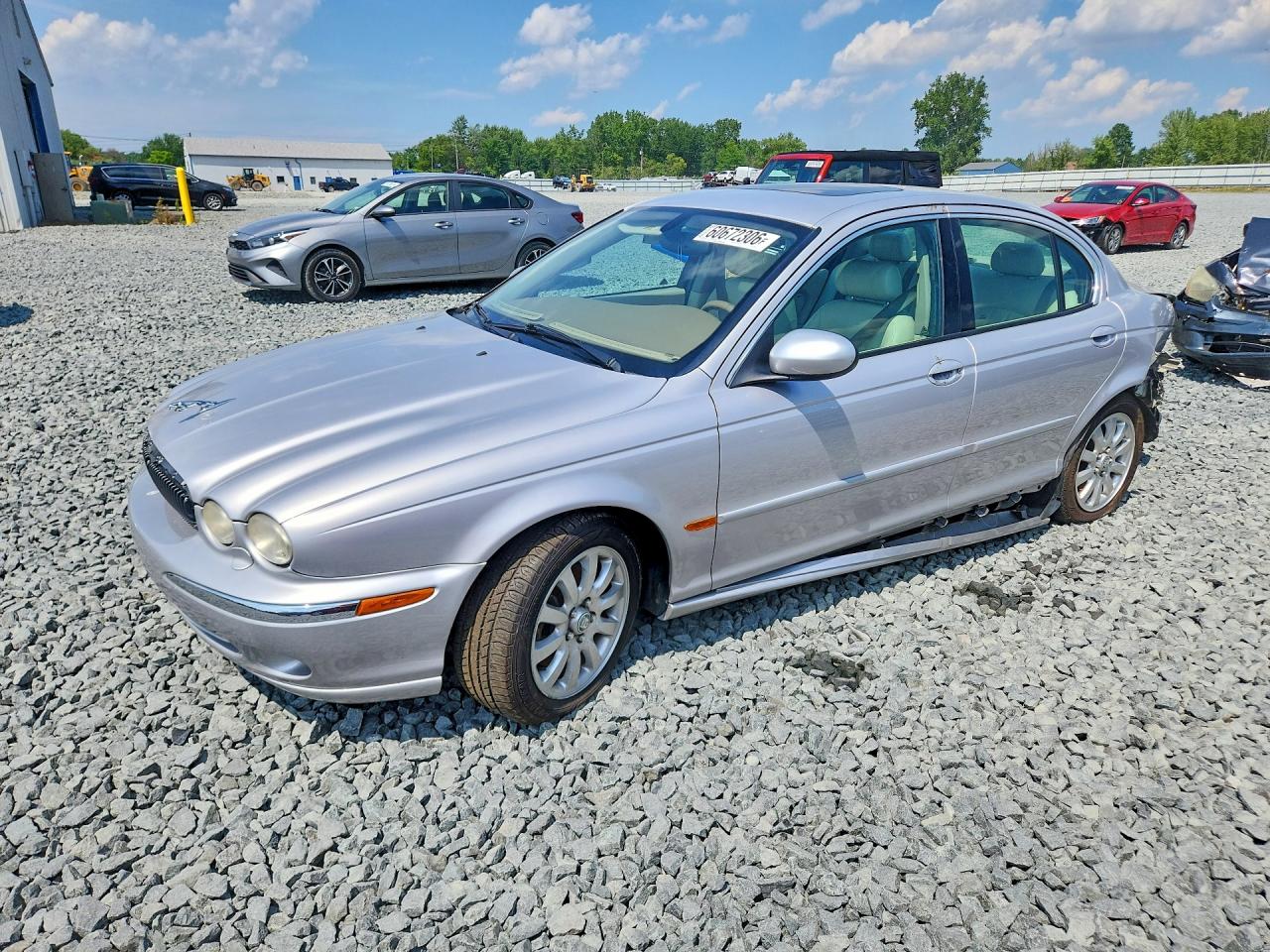 2002 Jaguar X-Type, VIN SAJEA51D12XC07187 — Rear end
