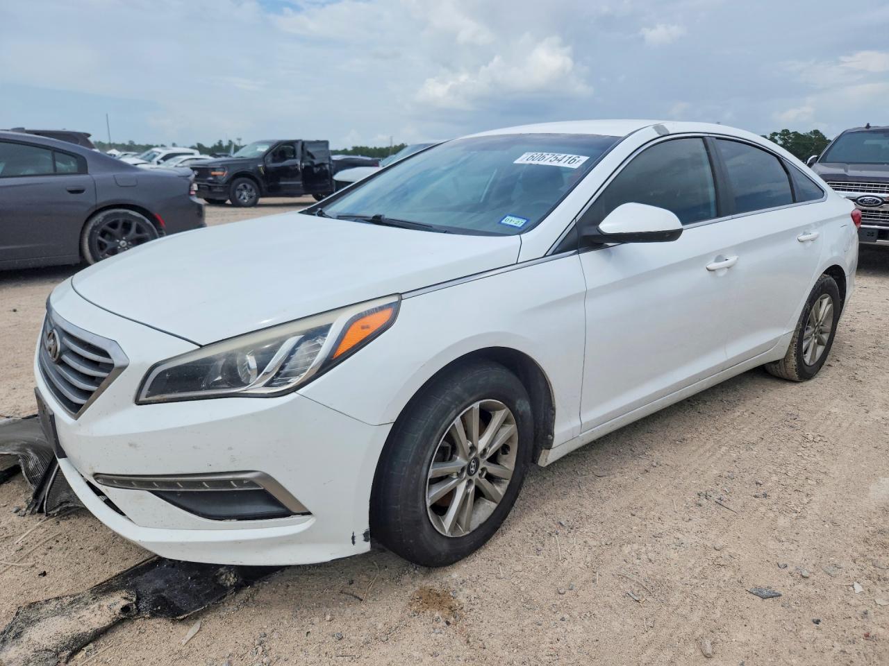 2015 Hyundai Sonata SE, VIN 5NPE24AF4FH045027 — Undercarriage