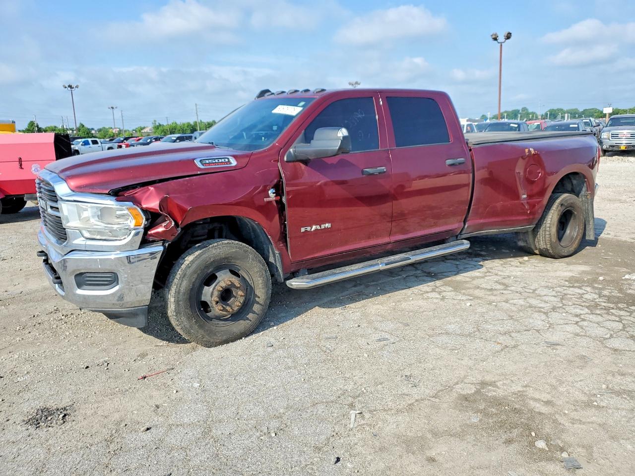 2021 Ram 3500 Tradesman, VIN 3C63RRGLXMG623190 — Зад
