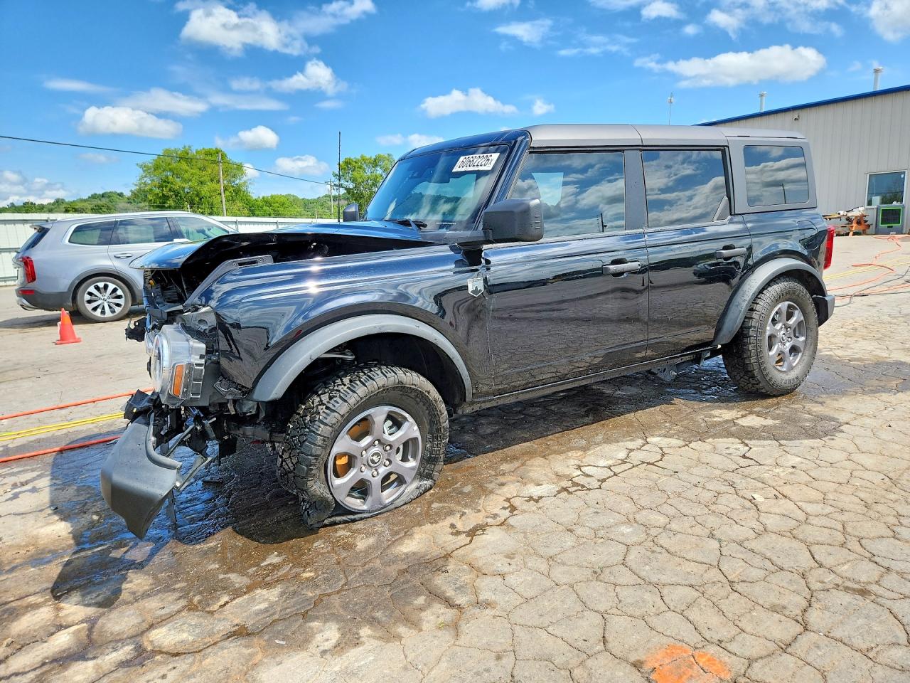 2025 Ford Bronco Big Bend, VIN 1FMDE7BH1SLA55987 — Front end