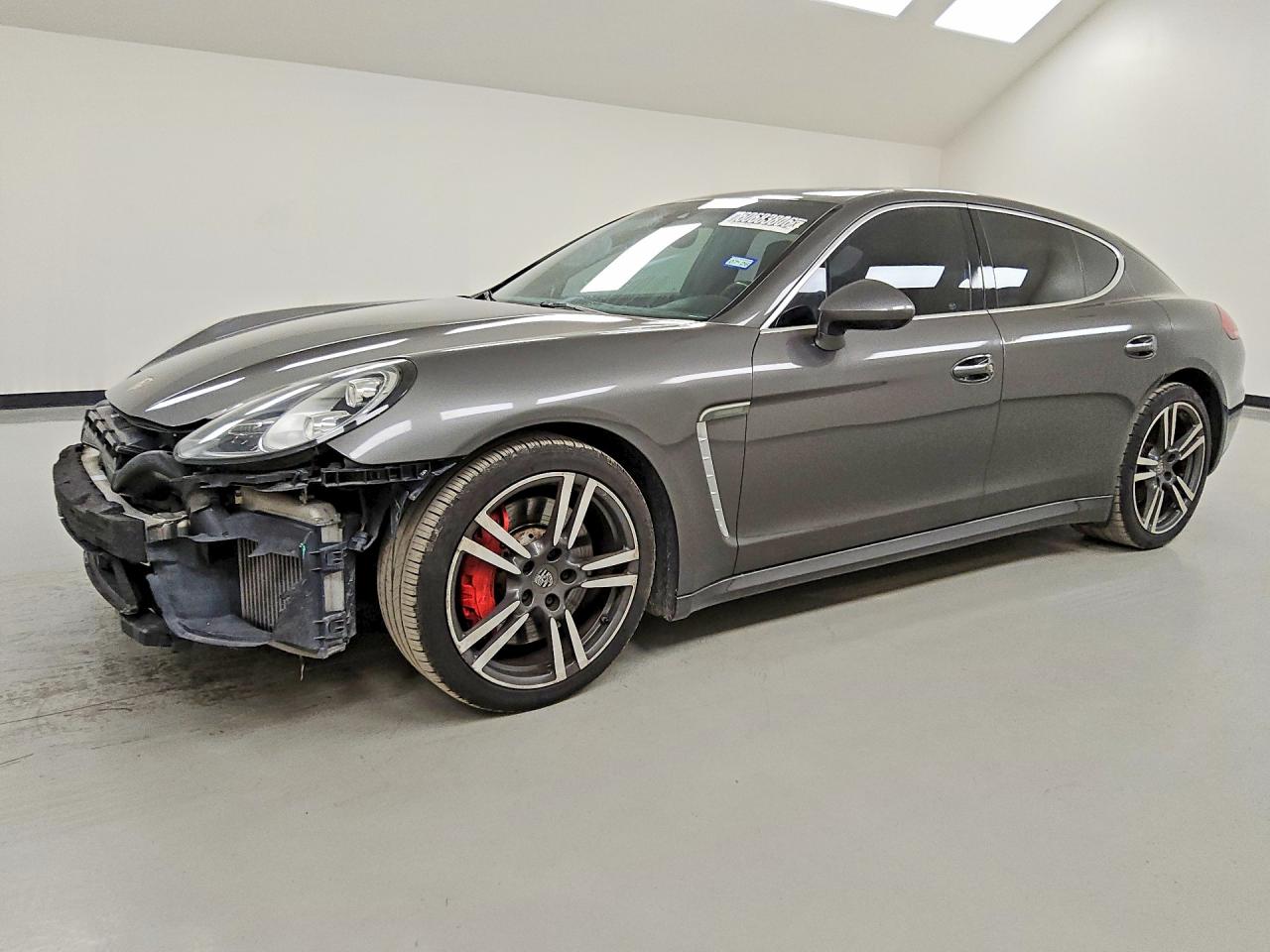 2014 Porsche Panamera Turbo, VIN WP0AC2A75EL073079 — Front end