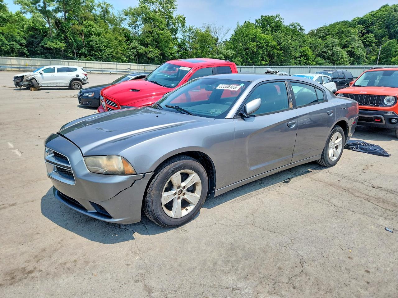 2011 Dodge Charger SE, VIN 2B3CL3CG5BH587018 — Front end
