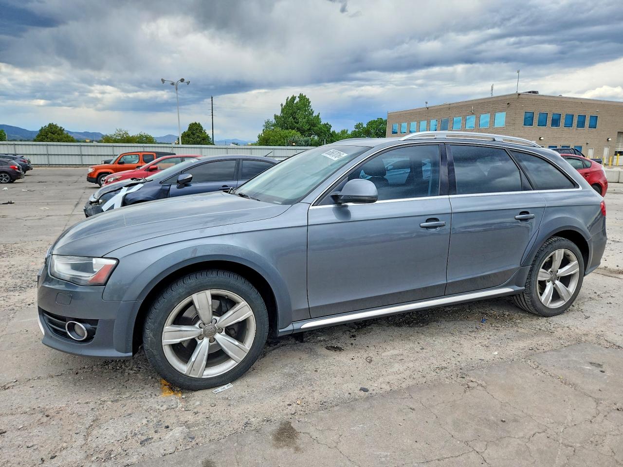 2013 Audi allroad A4 Premium Plus, VIN WA1UFAFL0DA068770 — Undercarriage