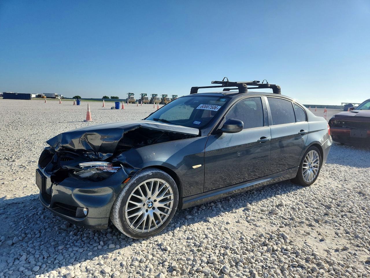 2011 BMW 3 Series 328i, VIN WBAPH7G51BNN06456 — Front end