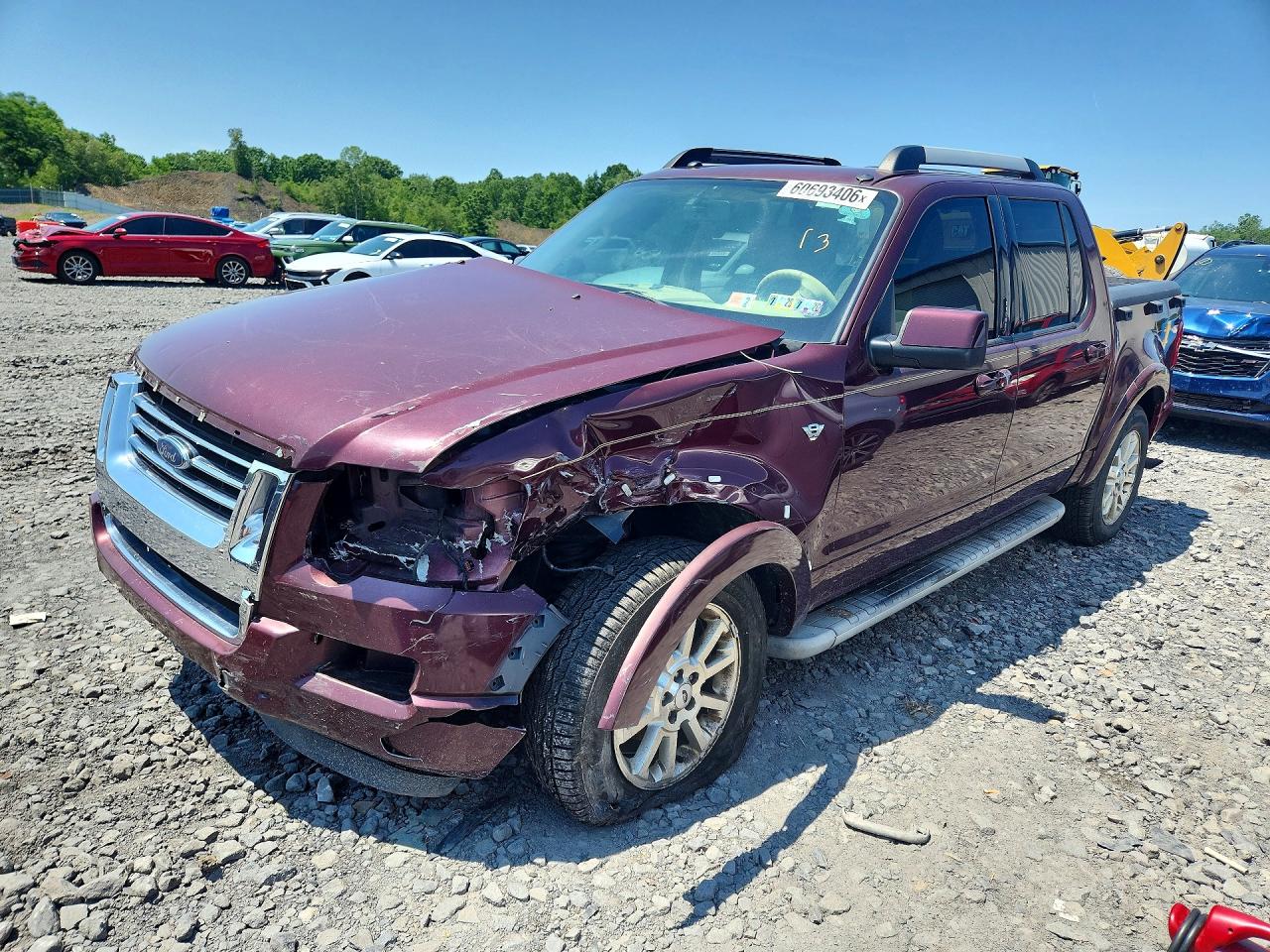 2007 Ford Explorer Sport Trac Limited, VIN 1FMEU53807UA22961 — Front end